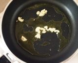 鶏肉とエリンギのガーリック炒め作り方2写真
