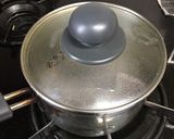 フライパンで捏ねる？ラベンダー食パン作り方2写真