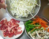 プチッと鍋で簡単!肉野菜炒め作り方1写真