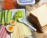 野菜たっぷり♡ハムチーズ卵サンド♪作り方1写真
