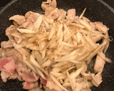 豚肉とごぼうのゴマみそ炒め！濃いめ。作り方5写真