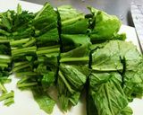 かぶの葉とコーンのオイスター炒め☆作り方1写真