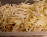 夕食♪甘酒と塩麹で美味♪もやしのナムル作り方1写真