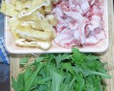 水菜と油揚げと豚三枚肉薄切りの手間なし鍋作り方2写真