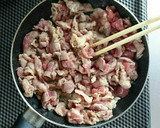 包丁要らず簡単メイン☆豚コマの甘辛炒め。作り方3写真