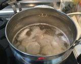 調味料は塩だけ☆里芋の塩煮作り方2写真