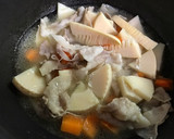旬の優しいお味です♡筍と人参と豚肉の煮物作り方5写真
