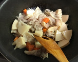 旬の優しいお味です♡筍と人参と豚肉の煮物作り方4写真