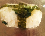 釜あげしらすと漬け物のおにぎり作り方2写真