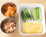 厚焼き卵とオクラの萌え断おにぎらず作り方2写真