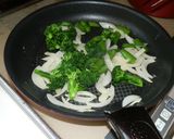 新たまねぎとエンドウのバター醤油パスタ作り方10写真