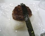 ハワイの味♪冷凍ハンバーグでスパムむすび作り方4写真