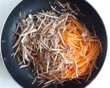 ピリ辛四川テイスト きんぴらごぼう作り方1写真