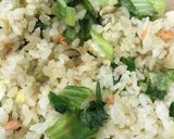 子供飯☆シャケとレタスのバター醤油炒飯作り方4写真