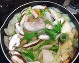 具だくさん〜豚バラと春キャベツの豚汁♪作り方3写真