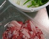 新たまと豚ばら肉の簡単炒め作り方1写真