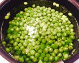 えんどう豆をシワにならずキレイに茹でる♡作り方2写真