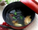 どんこ椎茸と豆腐と海草のスープ作り方4写真
