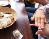 香り豊かな2色団子 黒蜜がけ作り方5写真