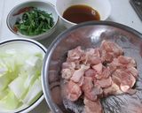 簡単！鶏もも肉と玉ねぎの大葉照り焼き！作り方1写真