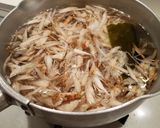 ごぼうと鶏肉のお吸物作り方3写真