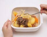 煮崩れない！肉じゃが【レンジ3分40秒】作り方3写真