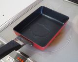 お弁当に!卵1個の小さな卵焼き作り方1写真