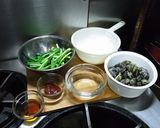 ピリ辛アサリと春雨の炒め物☆作り方1写真