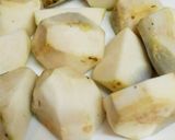 里芋と牛ばら肉の煮物作り方1写真