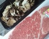 お肉と春キャベツ、蒸して丸ごと食べます。作り方1写真