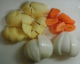 新じゃがいもと新玉ねぎの肉じゃが作り方1写真