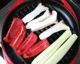 オリーブ油と塩で食べる美味野菜焼きパスタ作り方4写真