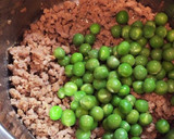 エンドウ豆と挽肉の卵とじ作り方7写真