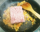 簡単‼ニラと豚挽き肉のピリ辛中華風そぼろ作り方4写真