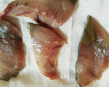 香ばし〜鰤のムニエル♡粒マスソース♪作り方1写真