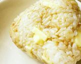 夏休みのお昼ご飯に♪チーズおかかおにぎり作り方4写真