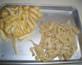 お弁当のおかずに最適　鶏皮と揚げの甘辛煮作り方1写真