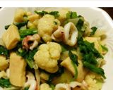 イカとカリフラワーと高野豆腐の中華旨煮作り方4写真