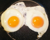 火を消したまま放置で簡単！半熟目玉焼き作り方4写真