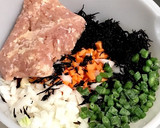 ボール1つで簡単☆豆腐とひき肉の揚げ団子作り方3写真