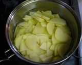 ホクっ！じゃがいもと豚肉ガーリック炒め♪作り方2写真