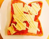 簡単☆朝食☆トマトのピザトースト作り方1写真