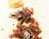 残った鰹のたたきで鰹のピリ辛生姜煮作り方1写真