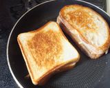 豚バラ焼肉でグリルドチーズサンド作り方7写真