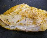 簡単！ムネ肉のカレー照り焼き作り方1写真
