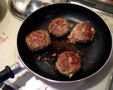 【絶品簡単】チーズINハンバーグ作り方9写真