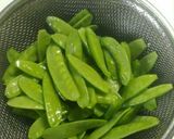 絹さやの味噌汁作り方1写真