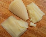 朝採り筍姫皮の取り方と姫皮の梅豆乳和え作り方4写真
