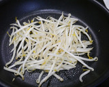 簡単！１鍋☆焼売ともやしのからし蒸し作り方1写真