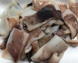 ラタトゥイユ風☆イカと野菜オイスター炒め作り方1写真